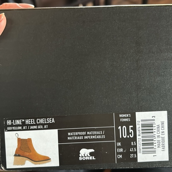 Sorel Hi-Line Heel Chelsea Booties - Picture 8 of 8